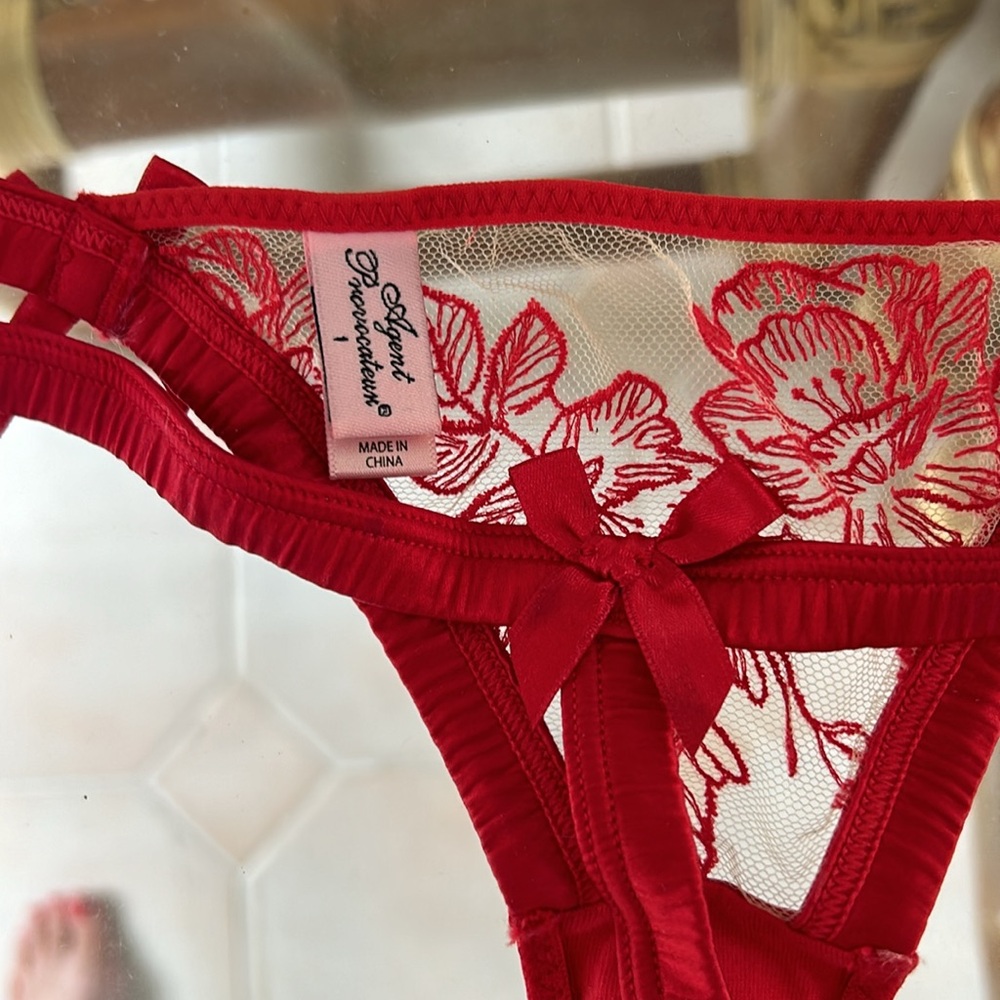Agent provocateur thong - Picture 3 of 3